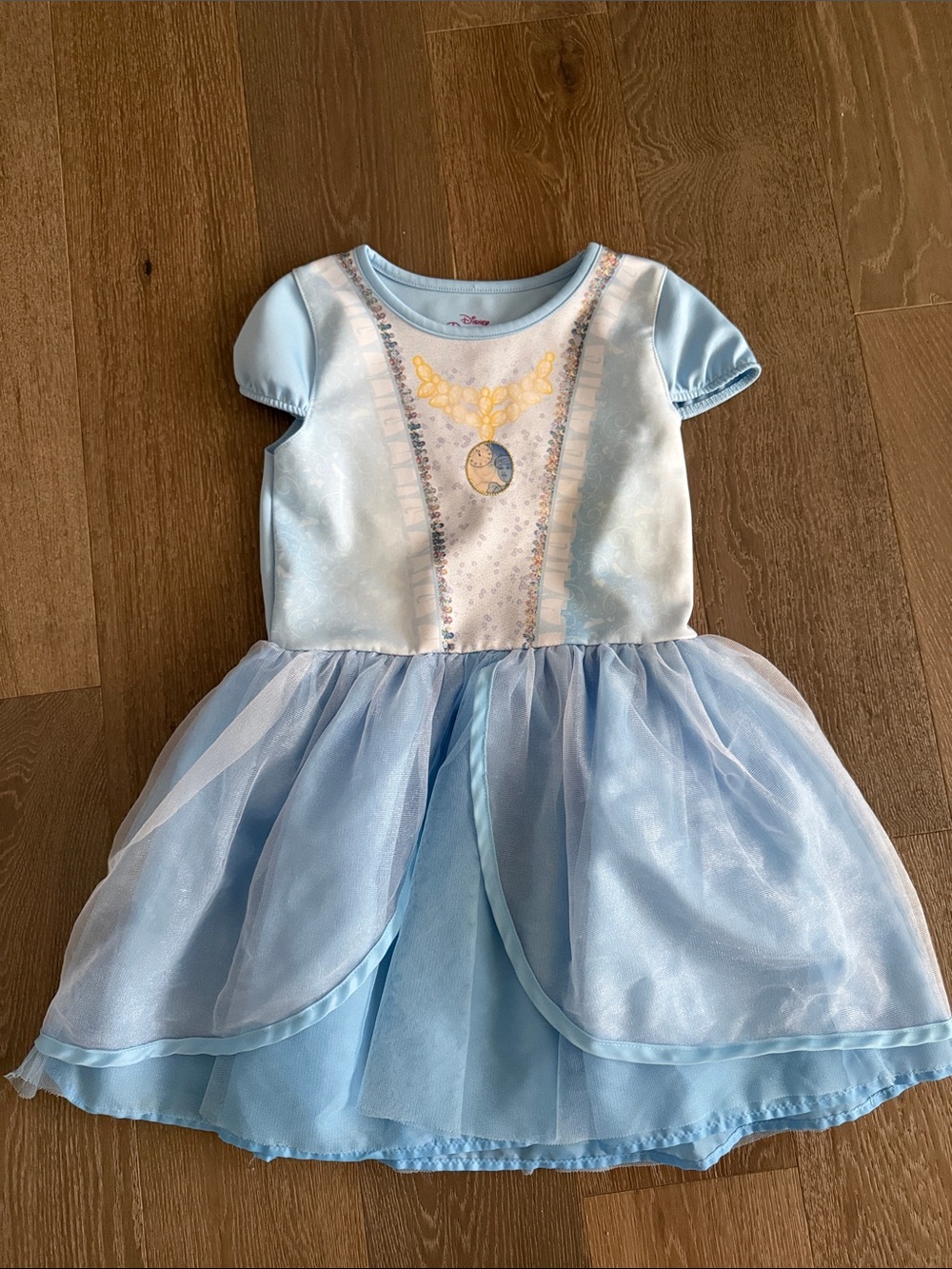 Disney Princess Cinderella dress. Size: M(7/8). Gently Used.